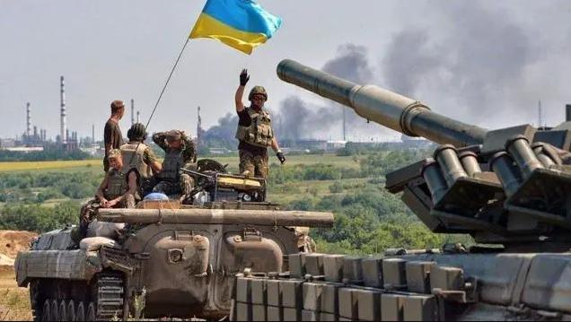 烏克蘭正式宣戰: 結束俄羅斯對克裡米亞的占領, 大批部隊向前線集結-圖2