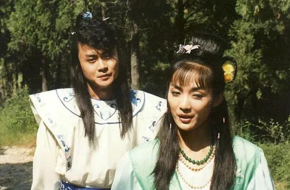 白眉大侠|《白眉大侠》播出26年，男主没火，小配角成大明星，娶女主为妻