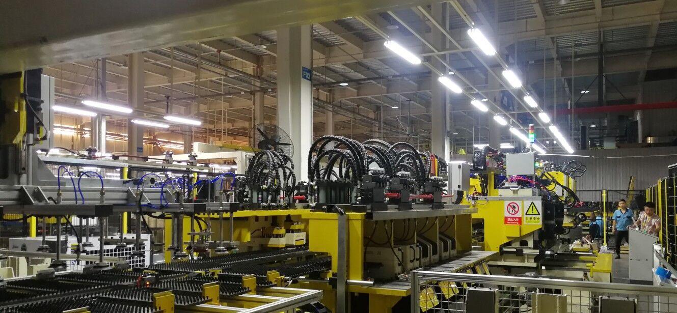 周旭阳嘉应 大学生人才过剩，教育内卷严重，如今学历真的不值钱了吗？