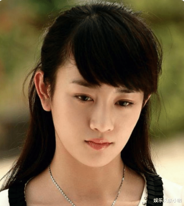 景甜|高调官宣!婚内出轨,格格的三个孩子都没了?