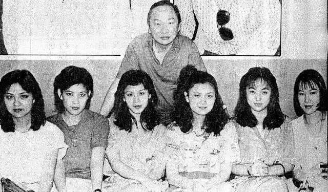 古龙|一生风流潇洒的古龙，唯一留给儿子的抚养费是《天涯明月刀》版权