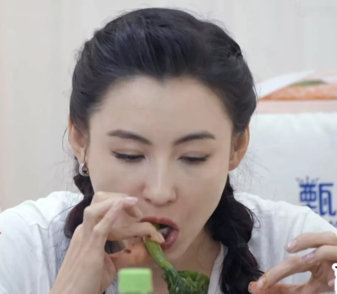 张柏芝|你还敢信张柏芝吗？仗着一张漂亮的脸，满嘴跑火车，受不了了！