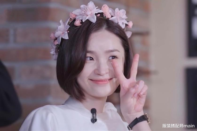 机医|《机医》蔡颂华成新晋国民女神，天生童颜，剧外更是堪称穿搭典范