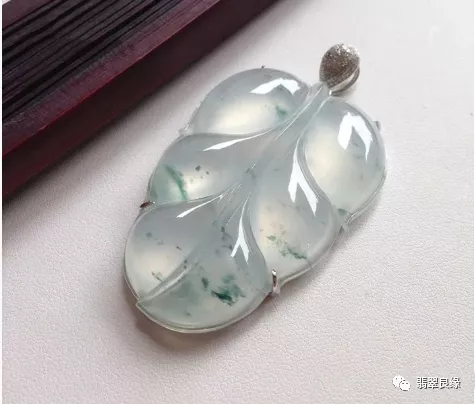 翡翠|佩戴翡翠有益身体健康