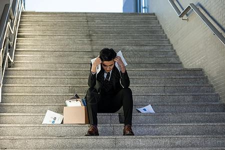 95后|职场残酷真相：老板宁愿多花5K招新人，也不愿给老员工涨500