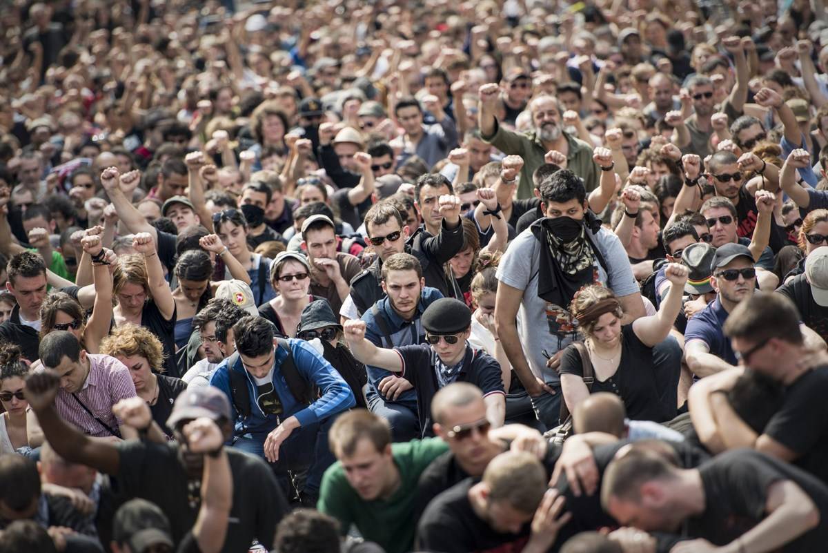 浓烈难咽下|9月5日，特朗普民调超越拜登，伊朗总统警告美国，法国发生混乱