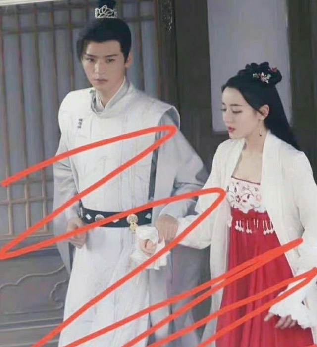 迪丽热巴|撕到最后一无所有？