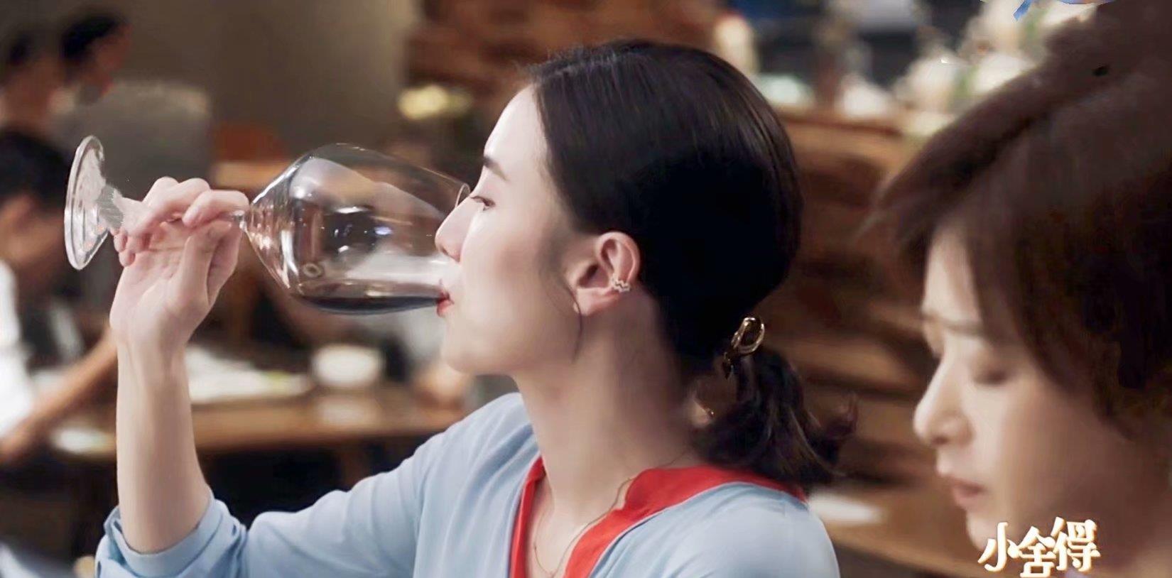 田雨岚|小舍得：真相大白，颜子悠八次获奖全是假的，田雨岚崩溃