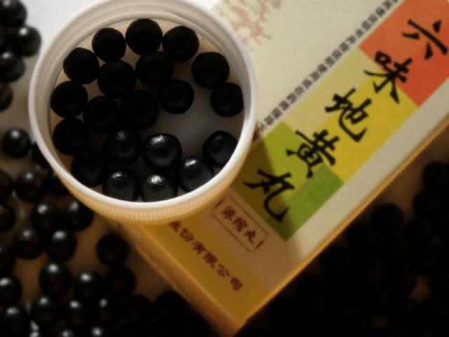 铠甲护士|42岁中年男子,每天坚持吃“六味地黄丸”,半年后身体有哪些变化