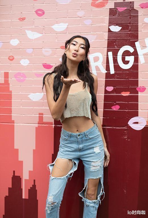 lo时尚咖|夏日背心穿搭太吸晴，看看这些搭配，简约时尚又百搭，回头率暴增