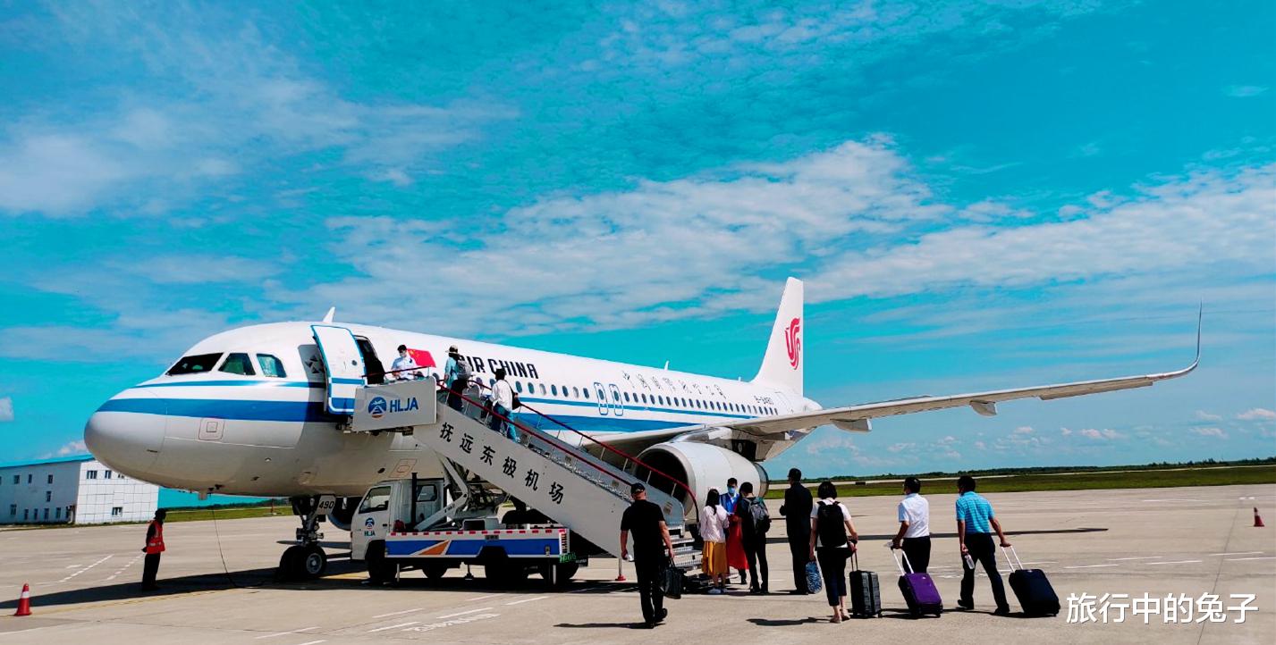 上杭 东北寂寞机场，每天一架飞机，飞走后工作人员就没事干了