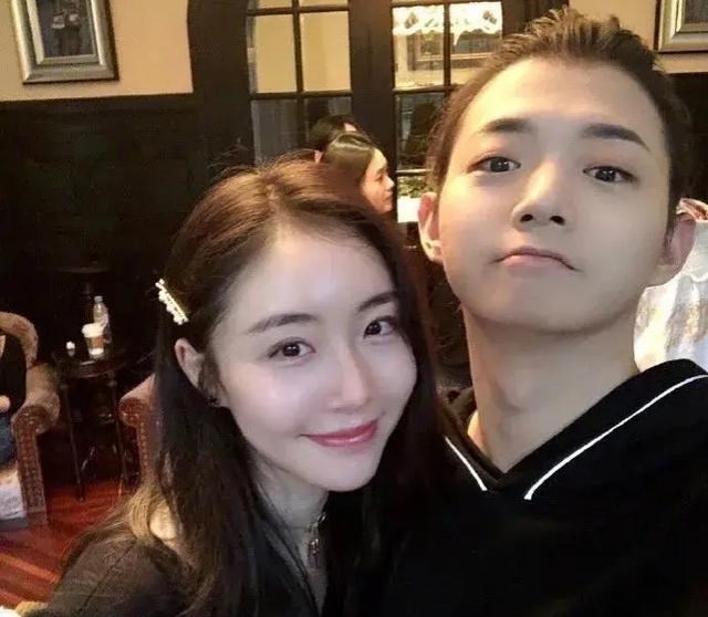 情感维护|霍尊手写回应尽显真诚，仍被网友恶意解读，说到底还是钱看得太重