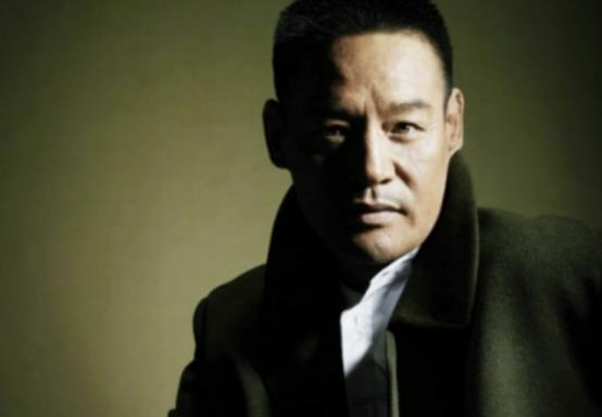 巍子|“岳不群”巍子一婚净身出户，5年女友嫁给李幼斌，他至今单身