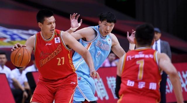 八一男篮|八一内线索顶薪合同吓退朱芳雨,曾顶撞王治郅,昔日国手无球可打