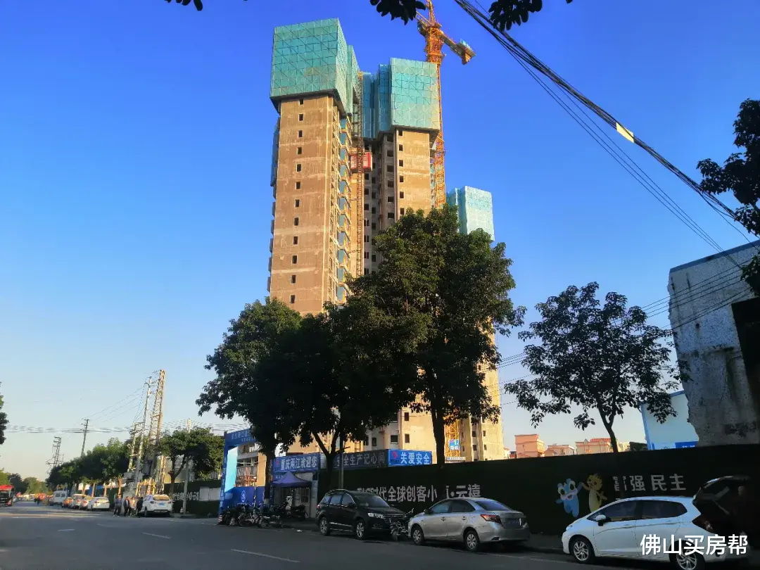 狮山|19xxx元/㎡起！千灯湖中轴这个盘凭什么引起了地产朋友的注意？