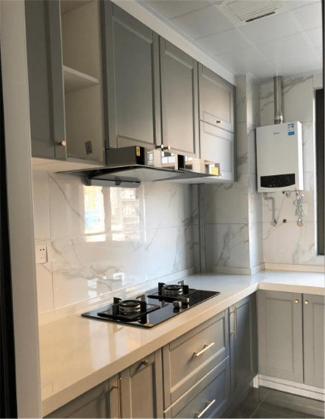 厨房定制橱柜时，我最明智的决定，就是没听“专业”人士的建议