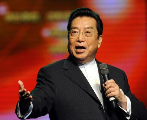 李双江|81岁的李双江还在等儿子出狱，梦鸽泪流满面，李天一或许没机会