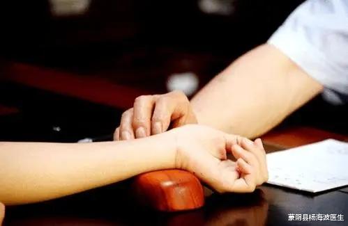 心脏|中医摸脉是不是挺神奇？脉里藏着个小人，独处藏奸！你想学吗？