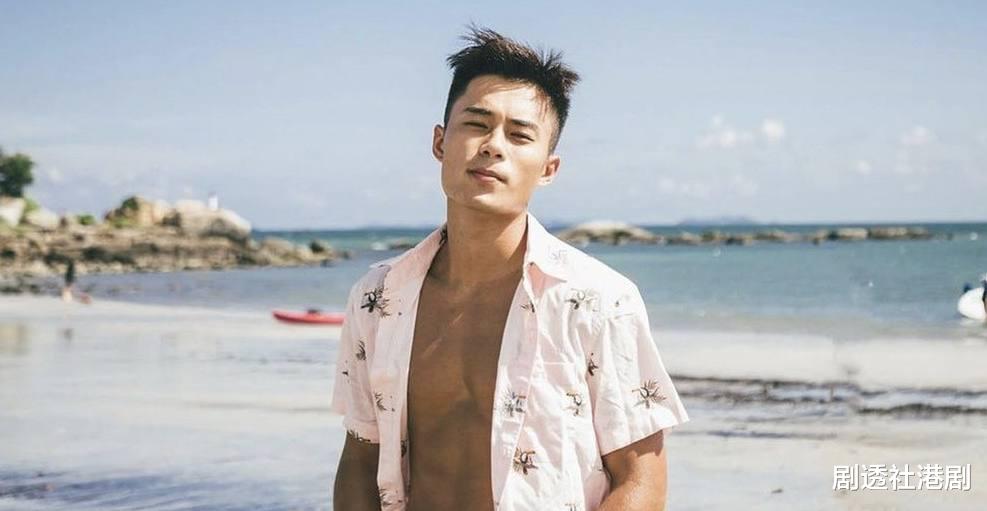 廖慧仪|TVB小花廖慧仪再曝丑闻，疑出轨空少好友，前男友为其自杀身亡