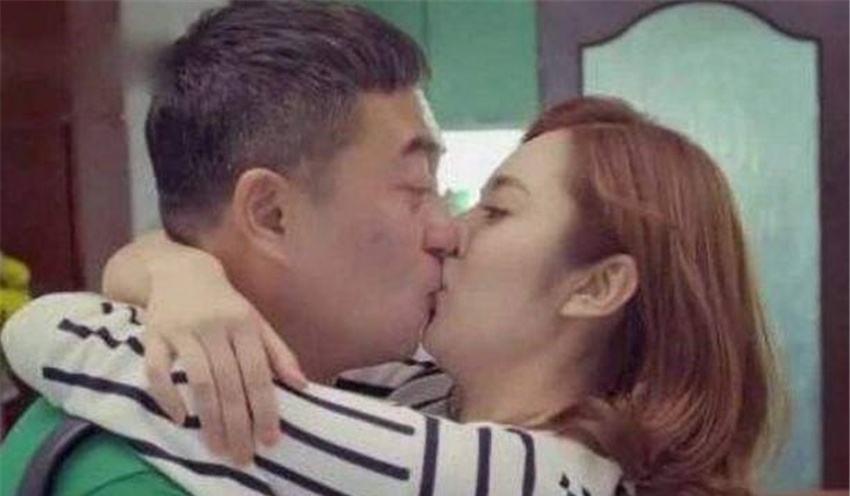 吻戏|揭秘明星高难度“吻戏”:女演员被亲到嘴肿,胡歌被吻到想吐!