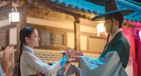 衣袖|《衣袖》开拍前原来曾换角，原主演人选曝光，网友：一切命中注定