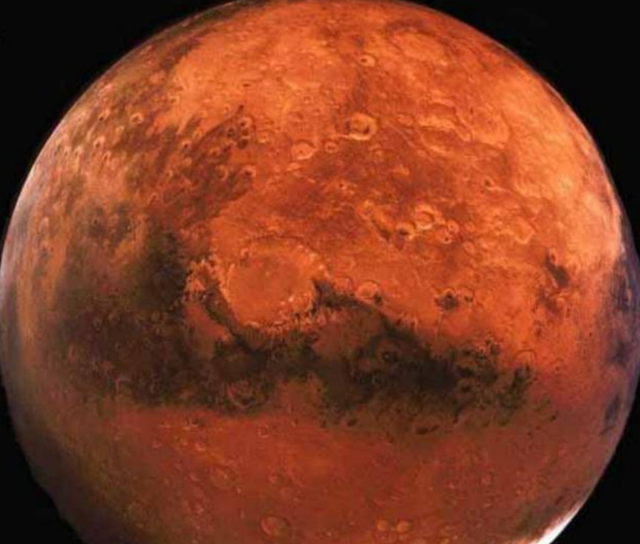 火星距离地球2亿公里,宇航员如果前往火星,需要多久?