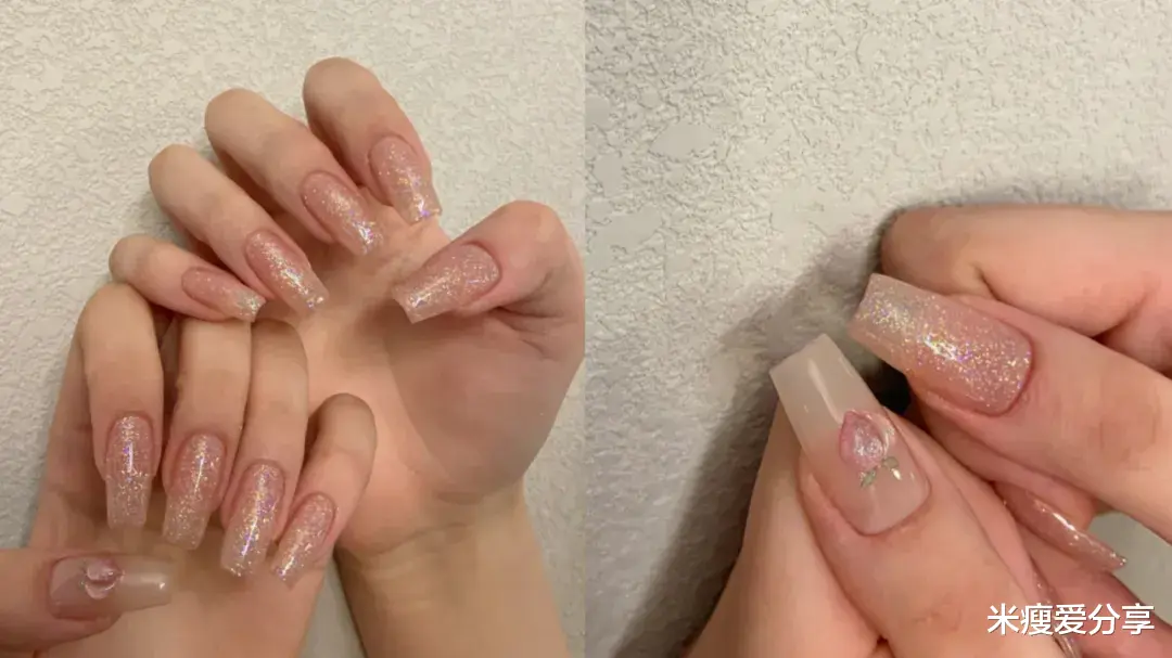 美甲 冬季像雪花，也可做氛围甲的闪糖霜美甲，亮晶晶很难不爱！