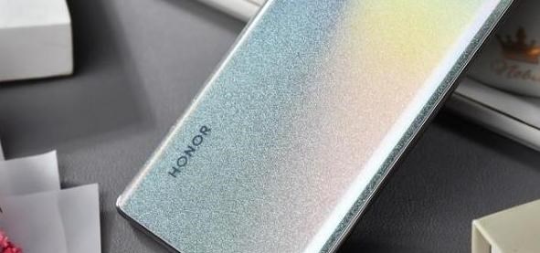 华为荣耀|华为后继有人！国产巨头“叫板”苹果，新旗舰用上满血版骁龙888