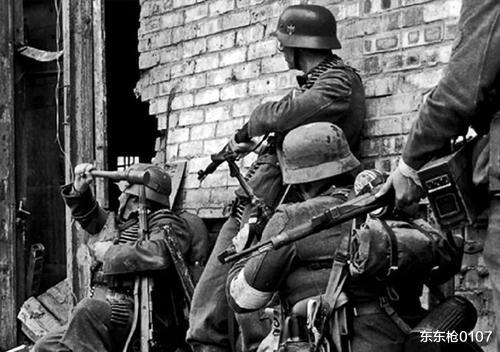 苏联|苏联第4坦克集团军撤退——保卢斯推进到顿河的兵力配置分析