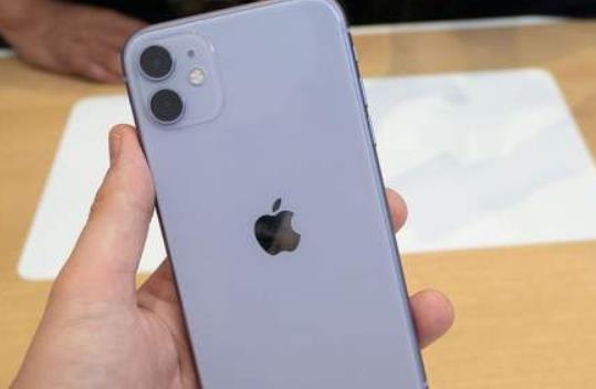 苹果|人傻钱多？大家都上了苹果的当了，为何IPhone12越贵越畅销