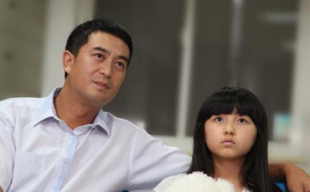 张嘉益|张嘉译的6个“女儿”火了4个，剩下一个成遗憾，一个逐渐被遗忘