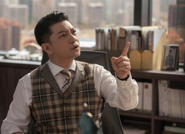 田雨|“王启年”田雨，隐藏12年的妻子竟是熟悉的她，难怪出道多年0绯闻