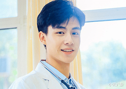 娱乐圈|“红得快，过气更快”的8位男星，有几位是作的，后两位好可惜！