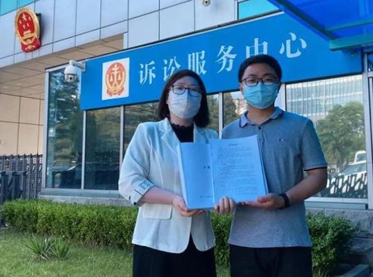 知娱说yu|lol：牛头酋长被家长举报，原因Q技能太恶心，18岁孩子不能看这个