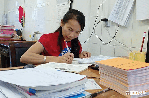 招聘|中小学老师就业“有变化”，学校招聘条件不同往日，师范生更无奈