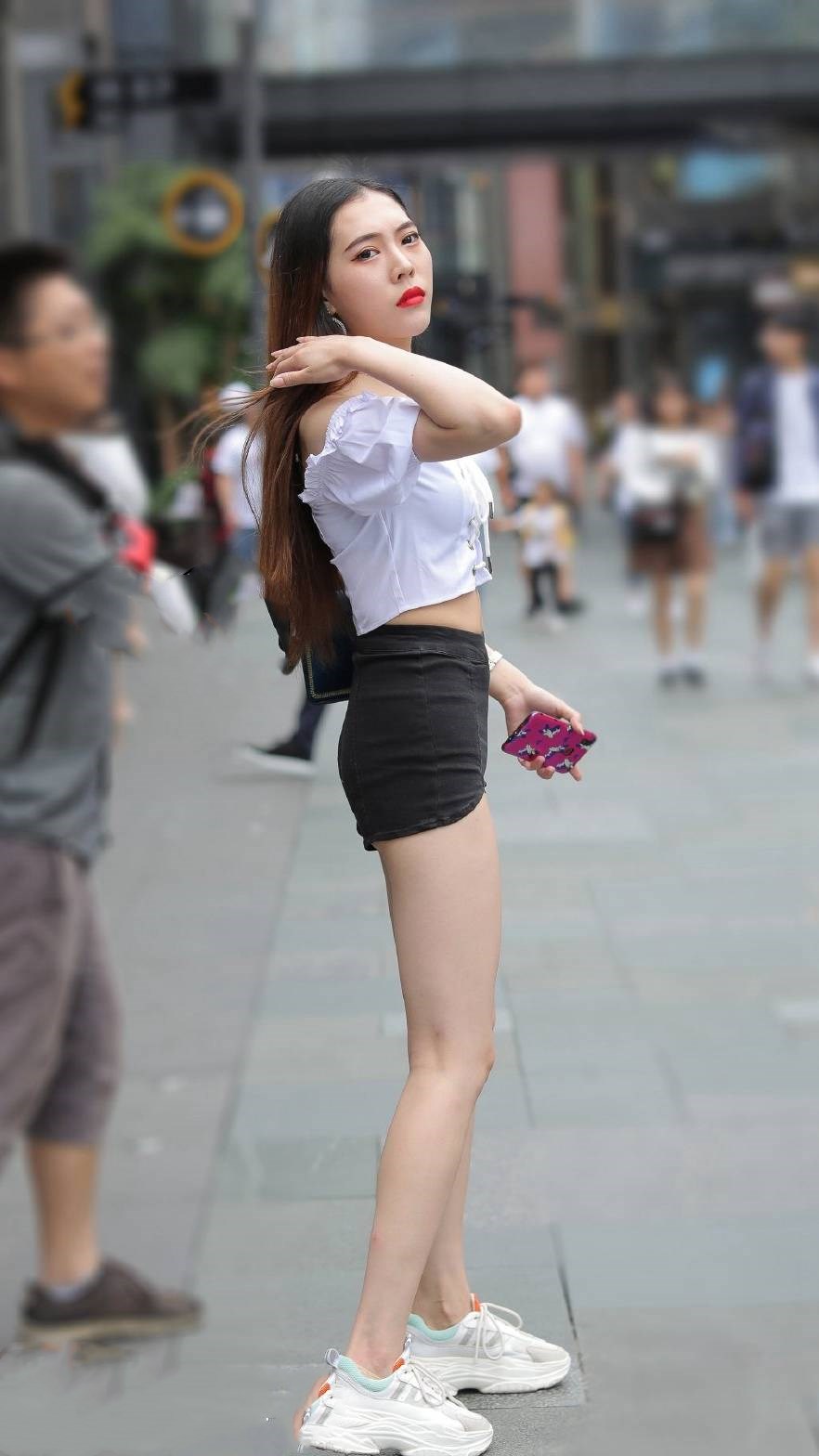 自己自在|一双灰色尖头高跟鞋,更能凸显端庄典雅的气质