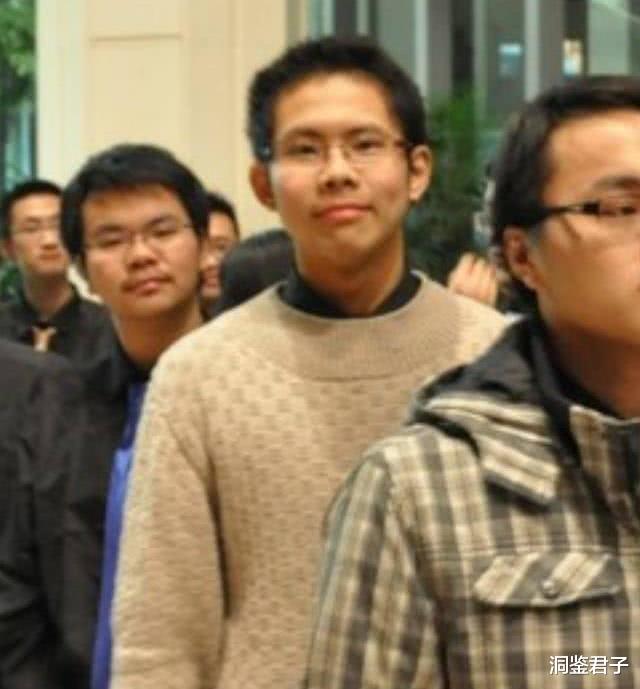 洞鉴君子|深度解析北大学霸吴谢宇弑母事件：十恶不赦，但也可悲可怜
