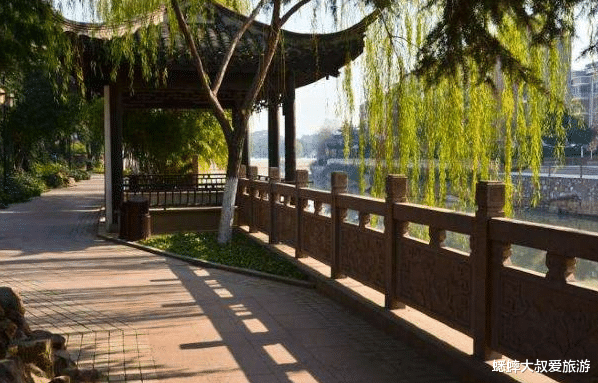 蟋蟀大叔爱旅游 江苏有个人文底蕴的古迹园林，拥有太白晨曦，现充满江南神韵！