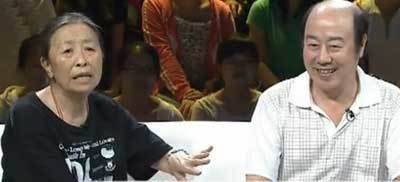 王一博|75岁张少华因病去世，生前全家庆生合影曝光，与丈夫儿子同框画面温馨