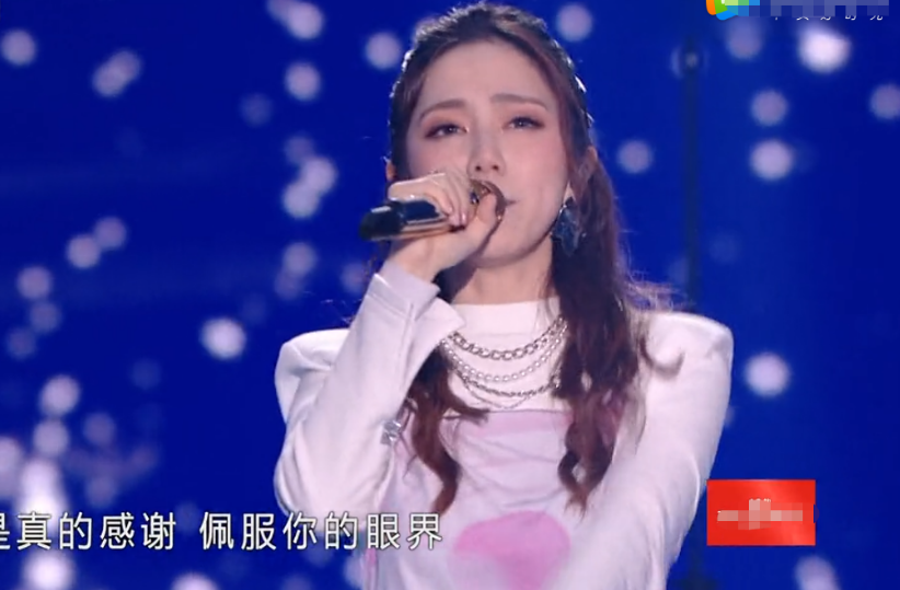 肖战|沸腾之夜收视率：肖战表演完后断崖下跌，吴亦凡李宇春扛不起收视