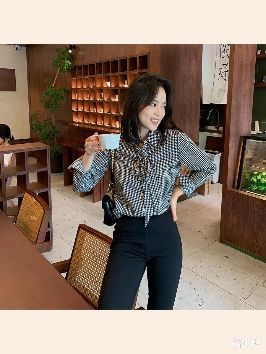 蓓小西|真正有品味的女生，穿“衬衫”从不随意，看这3种穿法就特别时髦