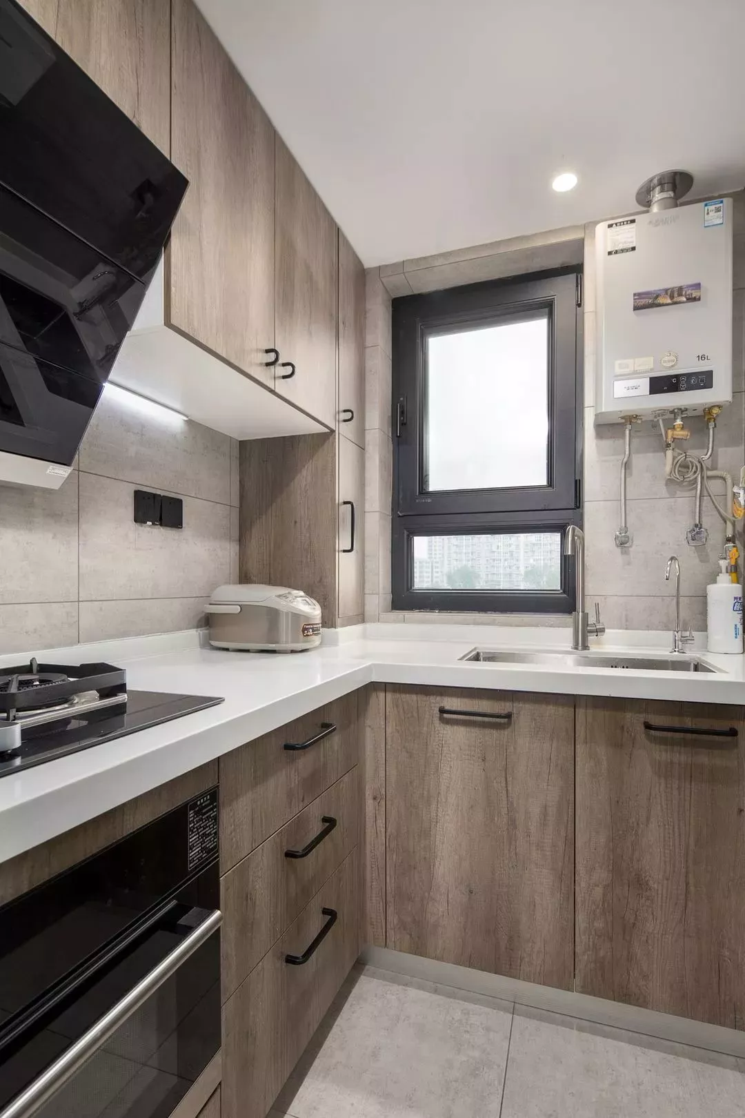 47平手枪户型巧改造，2室2厅1厨1卫，还有个让人羡慕的衣帽间！