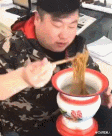 每天都是潮人|偶遇穿旗袍的小姐姐,为防止坏人企图不轨,我直接把她带回了家!