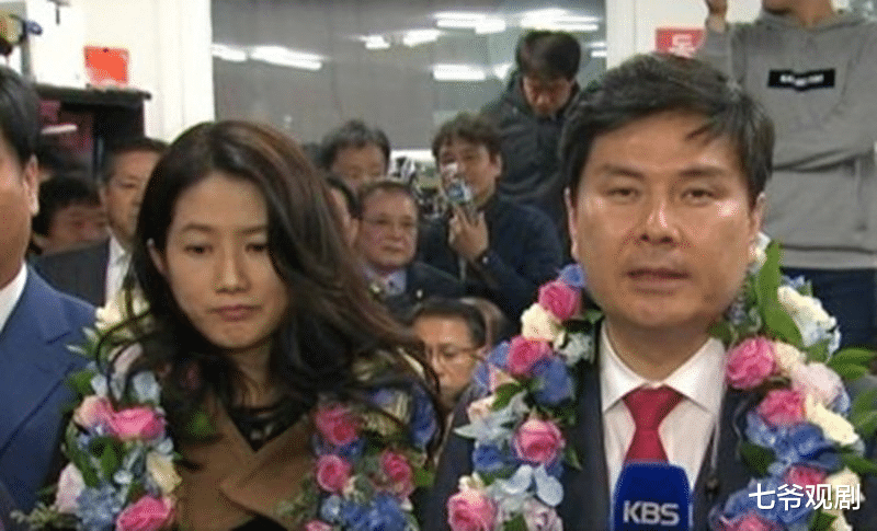 沈银河|嫁给富二代教授，影后连画作都不能露面，沈银河为何总不能如愿