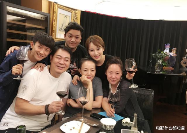 |《家有儿女》播出16年，张一山杨紫走红，“小雨”尤浩然为啥糊了