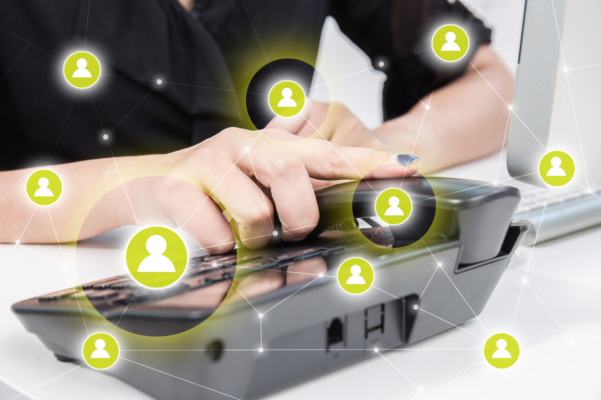 穿衣搭配|领导在办公室接电话，为何电话铃声响两下以上才接？答案都在这里