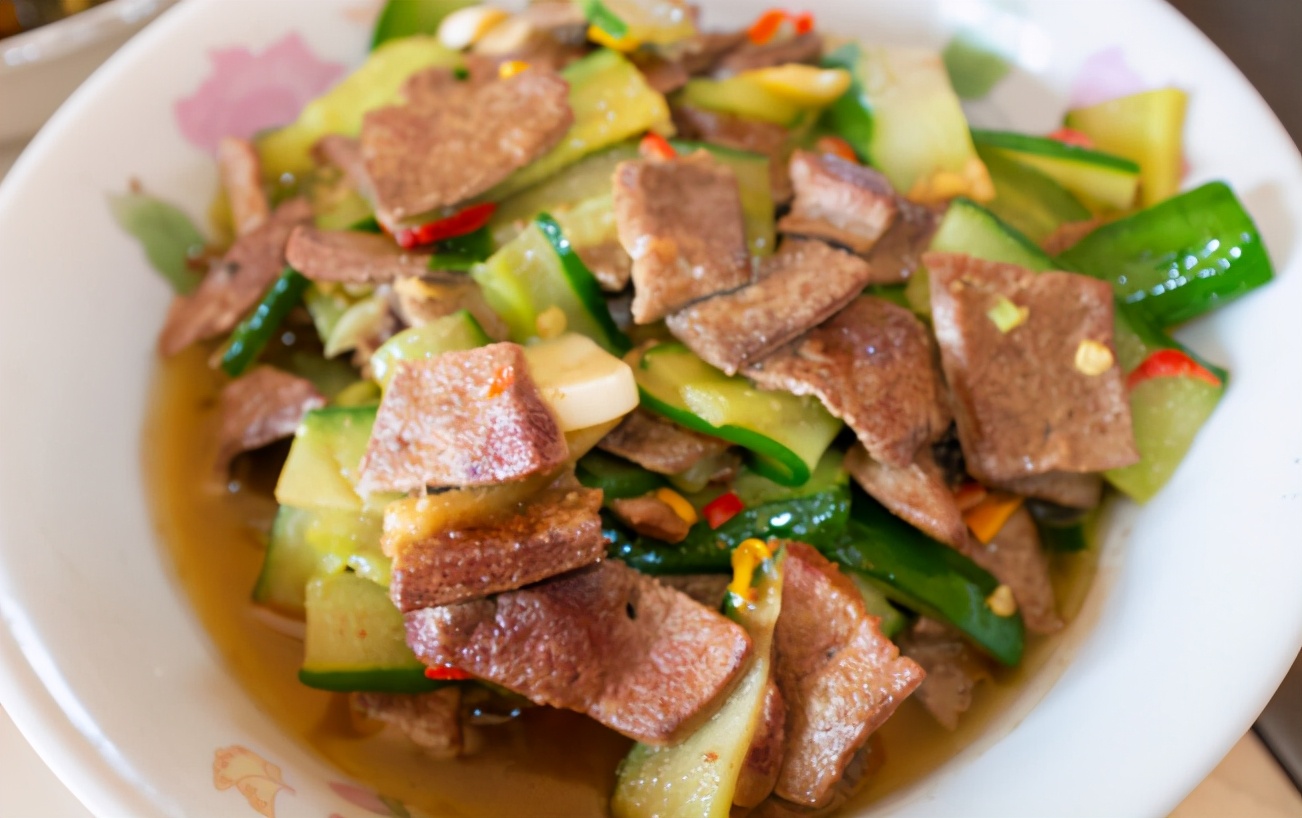 尿酸|“嘌呤大户”已宣布，是猪肉的42倍，很多人都当成宝，难怪肾脏受不了