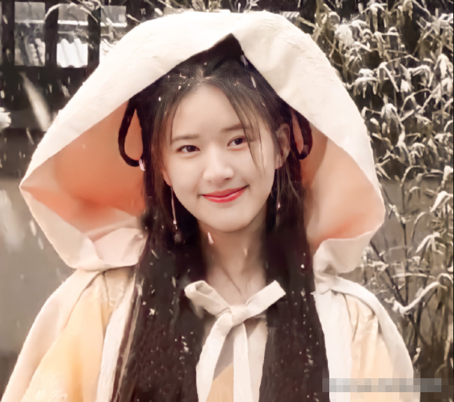 峰爆|赵丽颖给孙俪当配角后唐嫣再演女配，85小花命运开始重新洗牌，下一个会是谁？