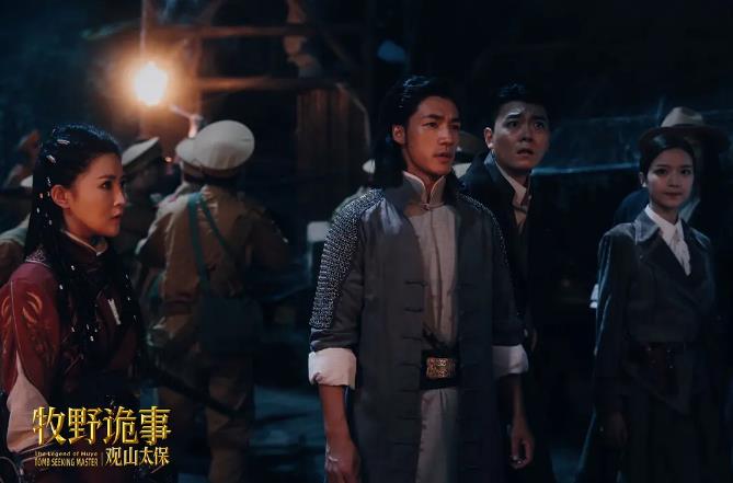 赵家班|仅十月就扒出十部烂片，赵家班、二龙湖浩哥撑起网大半边天