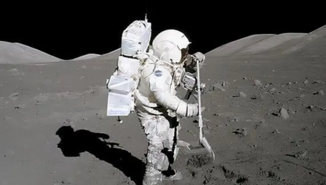 NASA要找回月球上的96袋纸尿裤?半世纪后,成“野生实验室”